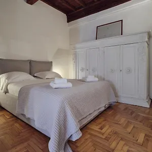 Enchanting With Patio, Lungarno Appartement